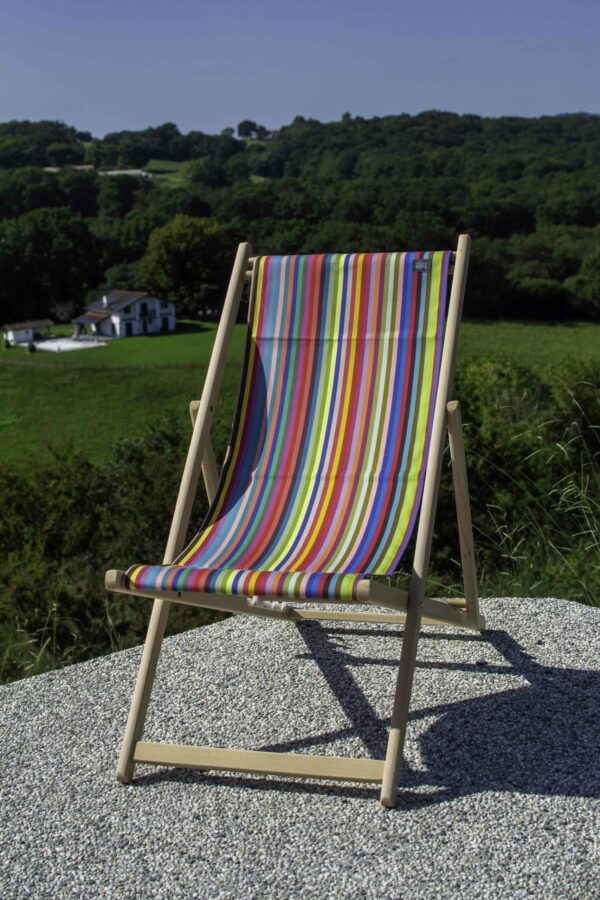 Chaise longue du tisserand basque Tissage de Luz en location chez Loc n' Chic, location de matériel pour évènements privés ou professionnels, mariages